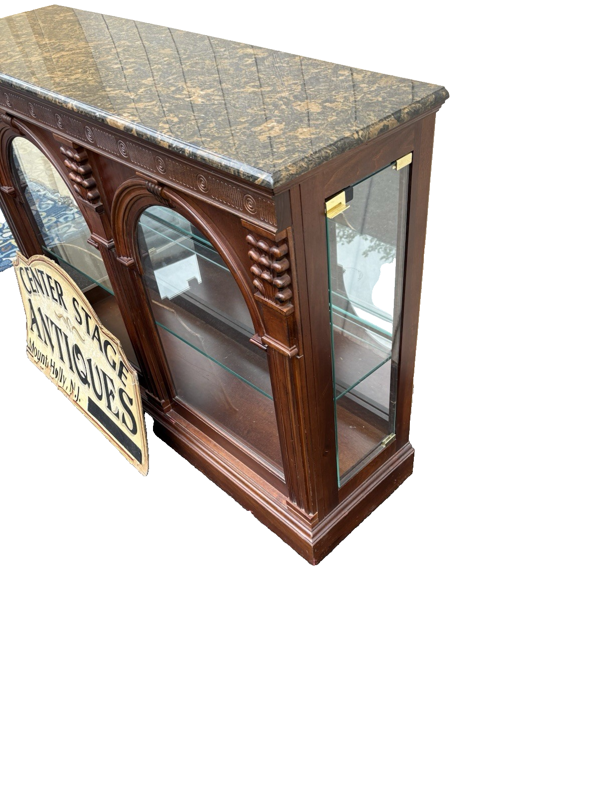 66840 Modern Pulaski Curio Console Credenza Sideboard Server Cabinet with Light