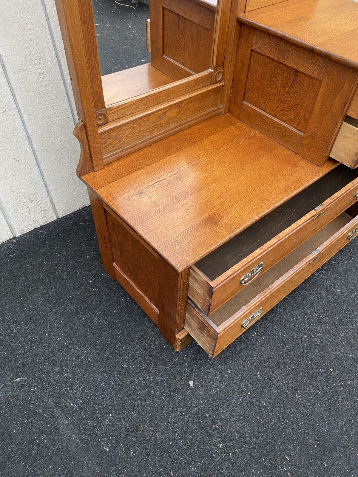 65144 Antique Victorian Oak Dresser Chest with Mirror