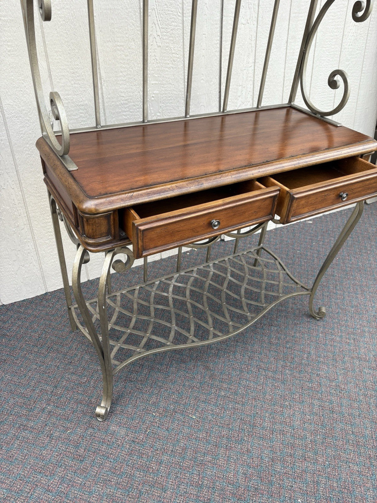 66994 Modern Baker Rack Kitchen Storage Cabinet