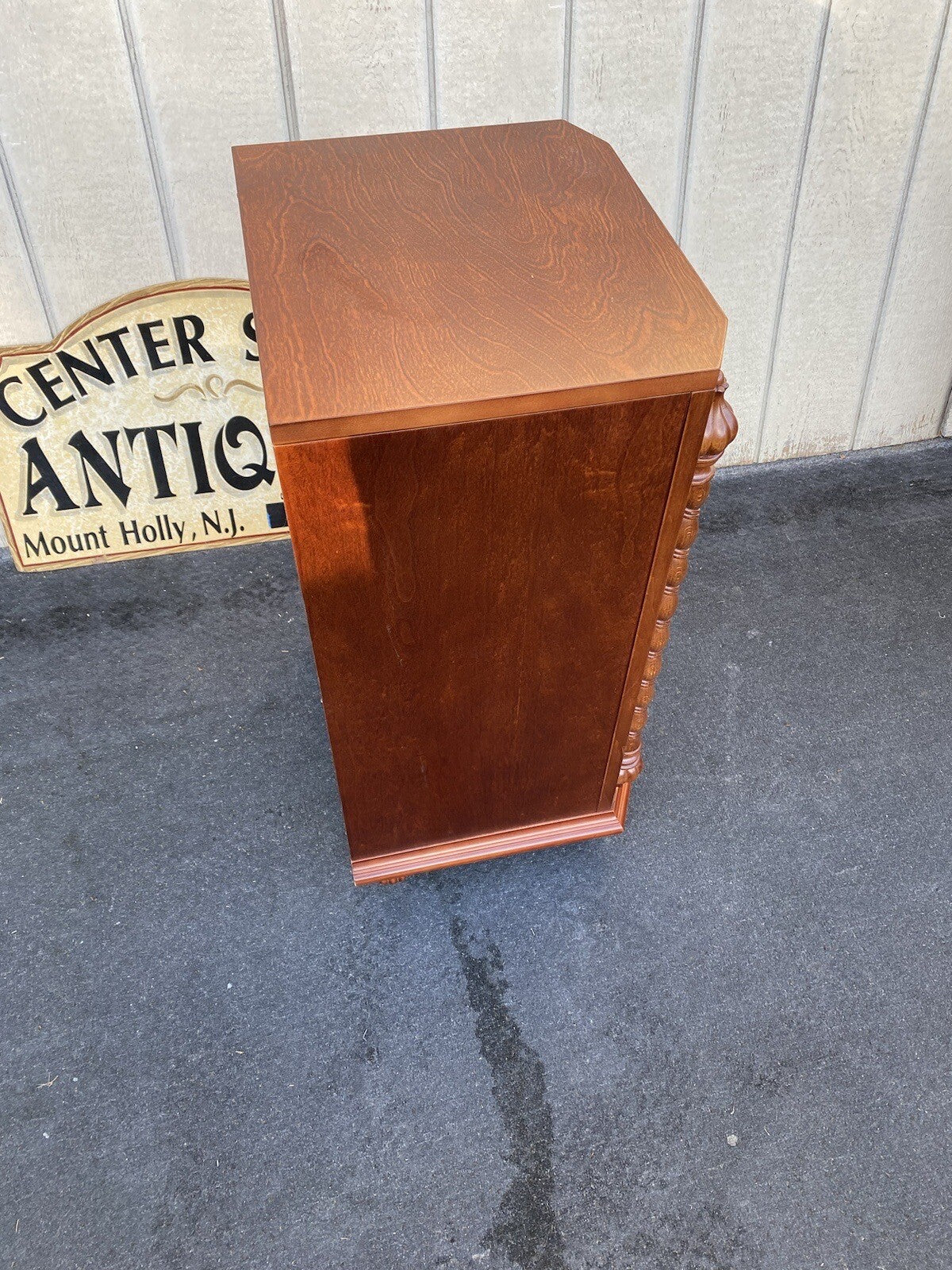 64917  Mahogany Nightstand End Table Stand Wine Rack