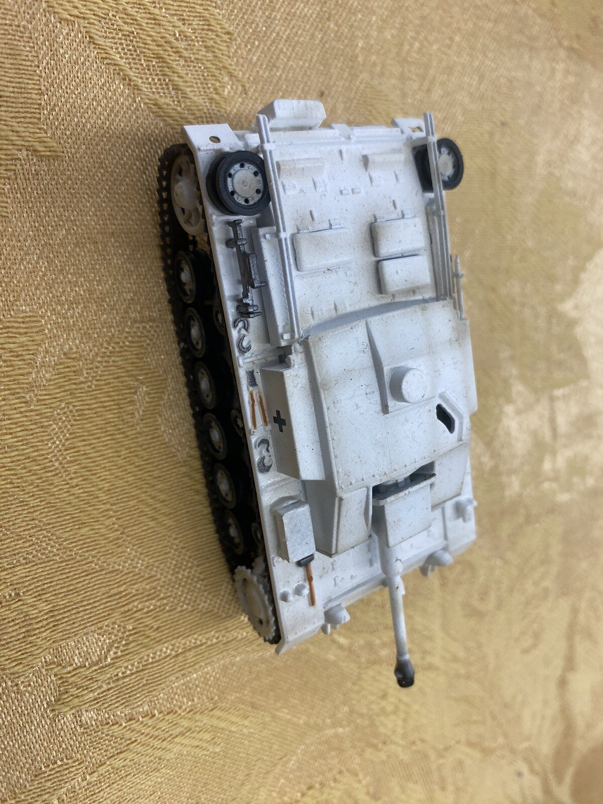 ES 54: Grouping of 7 Military Vehicles  Tanks    3 3/4" to 4" long
