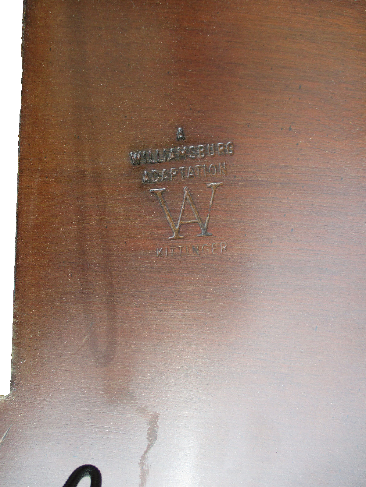 64555  KITTINGER Williamsburg Furniture Solid Mahogany Lamp Table Nightstand