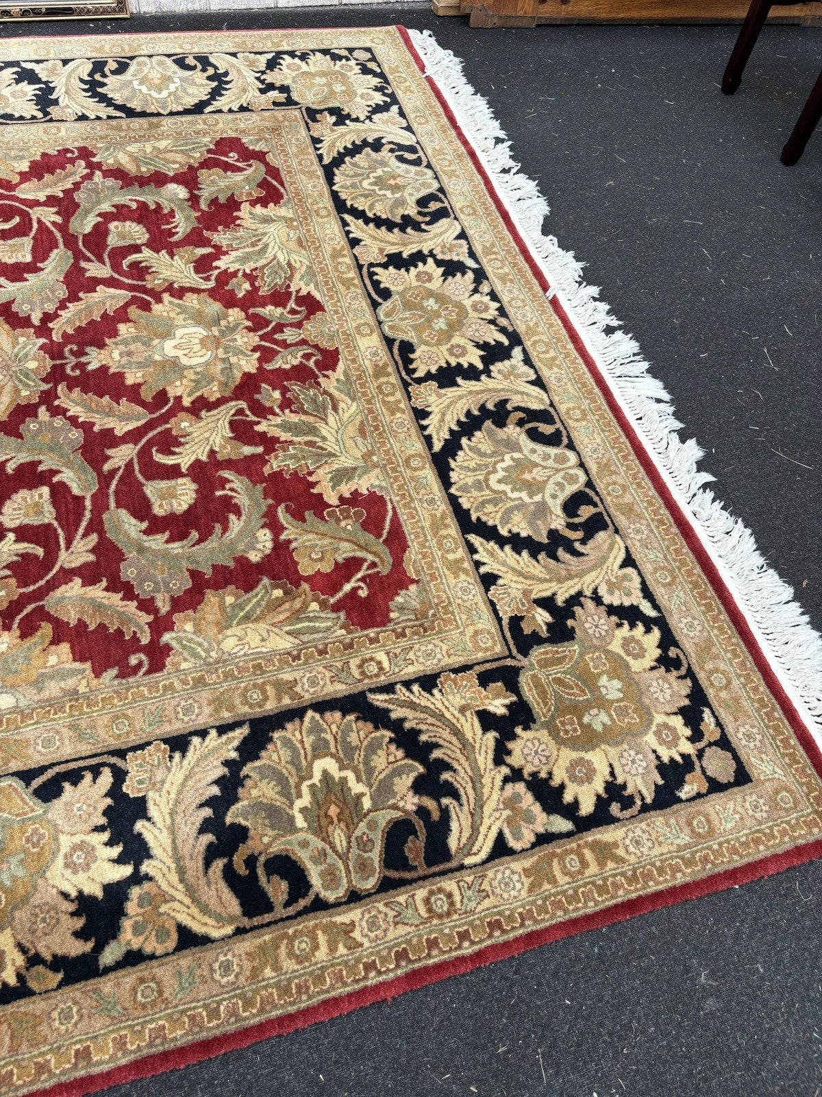 RUG 11 : Oriental Carpet Rug SIZE 8' 4" x 10' 8"