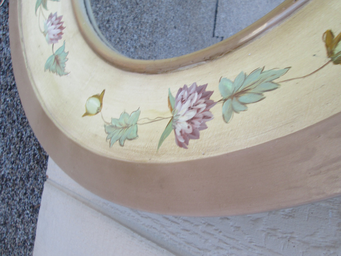 58778  Round Decorator Beveled Mirror