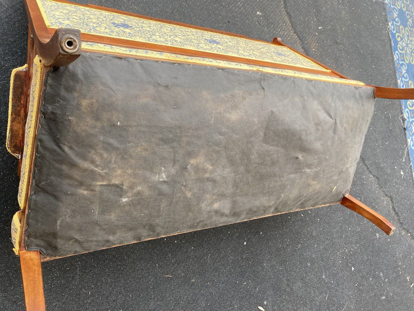 65227 Antique Eastlake Victorian Loveseat Sofa