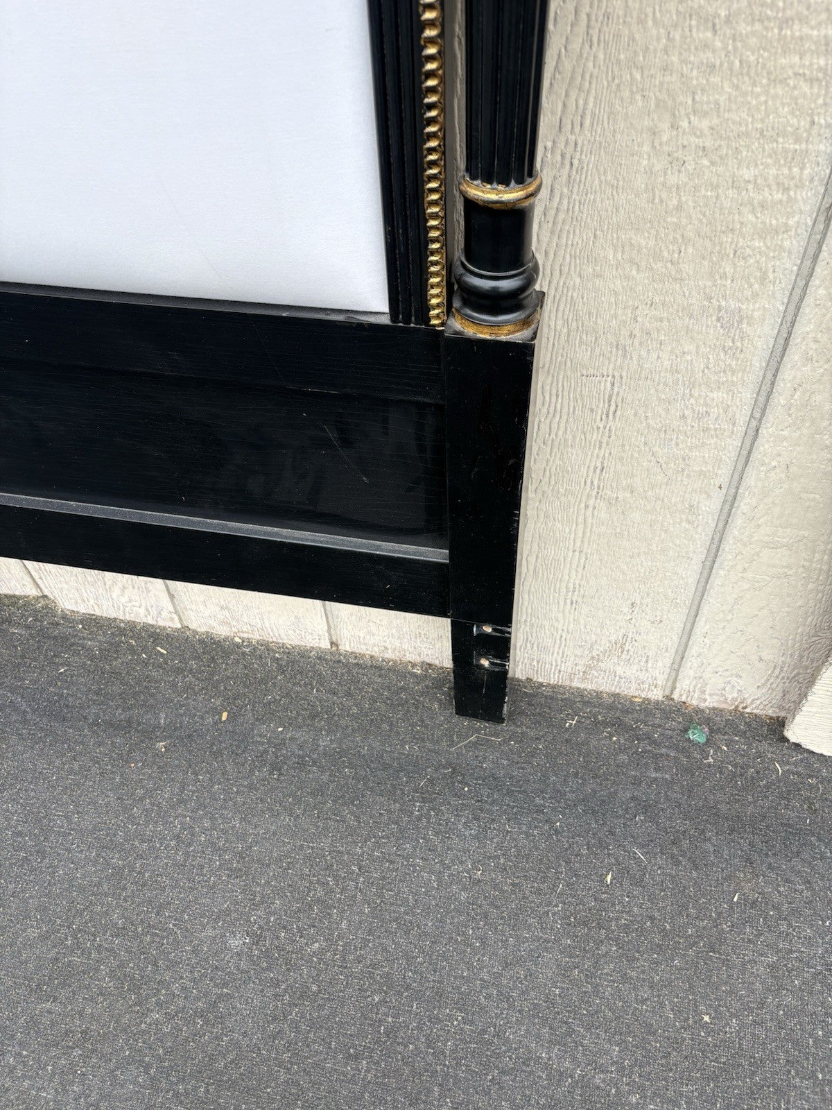 66919   Queen Size Decorator Headboard Bed