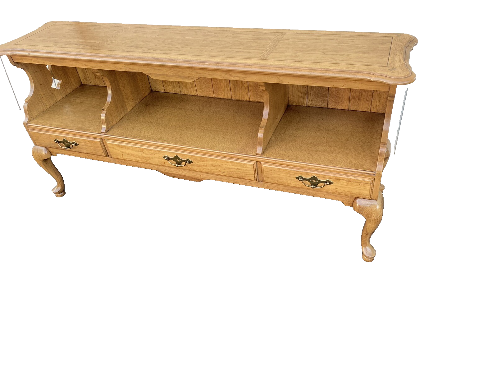 66219   Thomasville Country Manor  Oak Bookcase Curio Cabinet