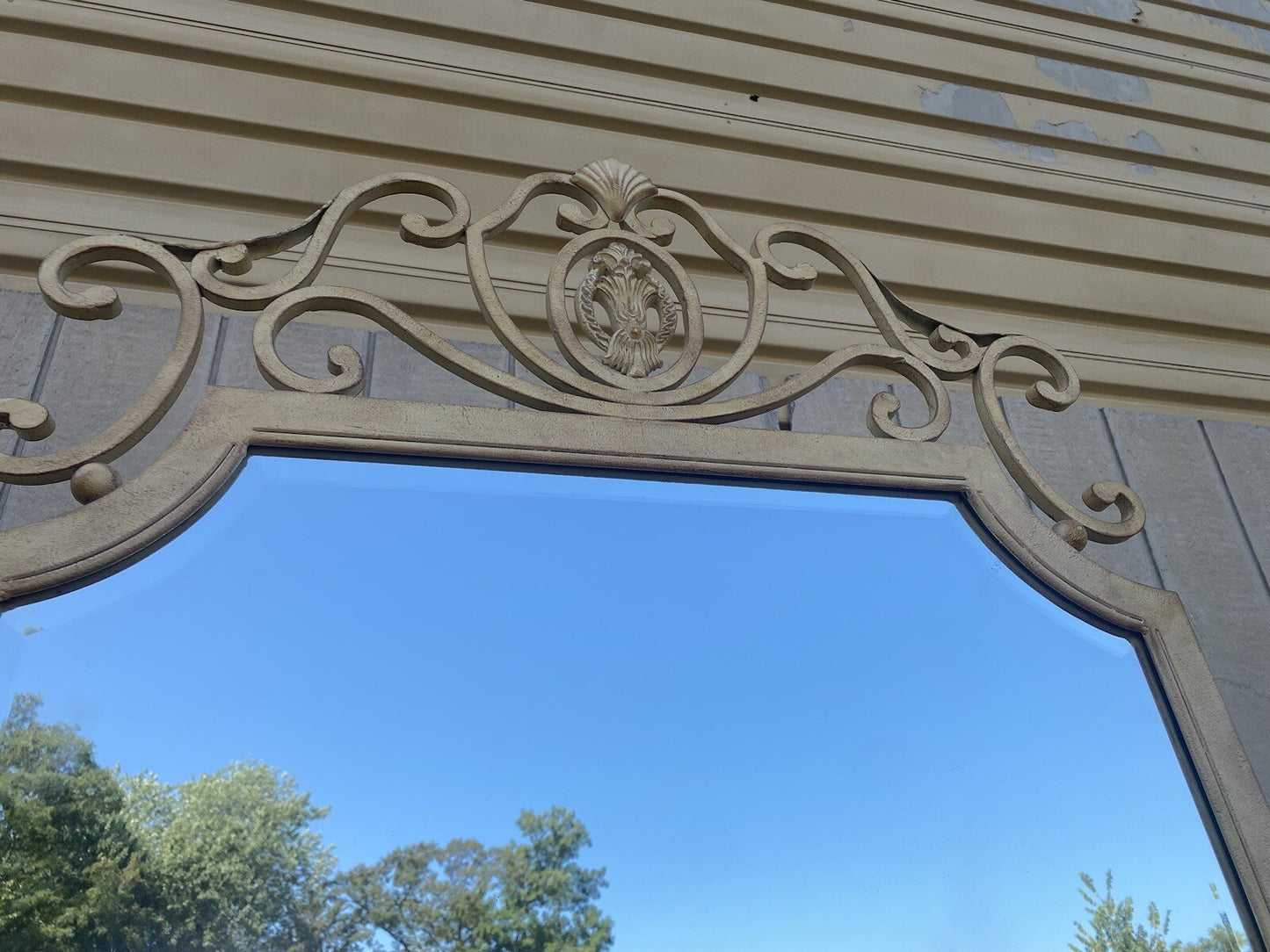 64721 Decorator Iron Console Table with Mirror