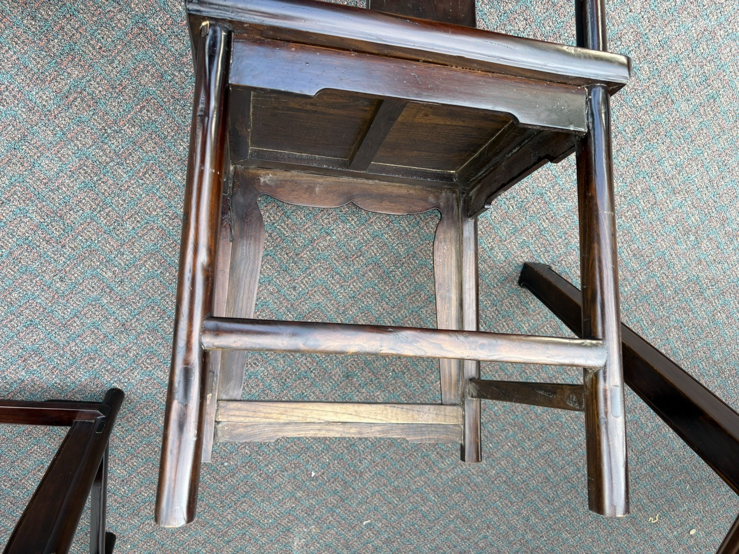 67061 Oriental Dining Table with 4 Side Chairs Table 36" x 36" x 28"H
