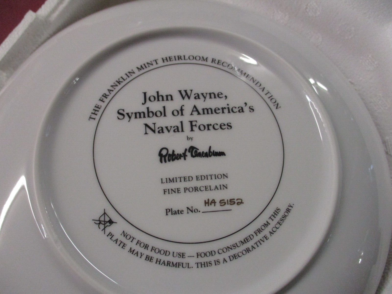 ES 04:   3 Military Plates 1 With JOHN Wayne Franklin Mint  +   2 Heinz Krebs