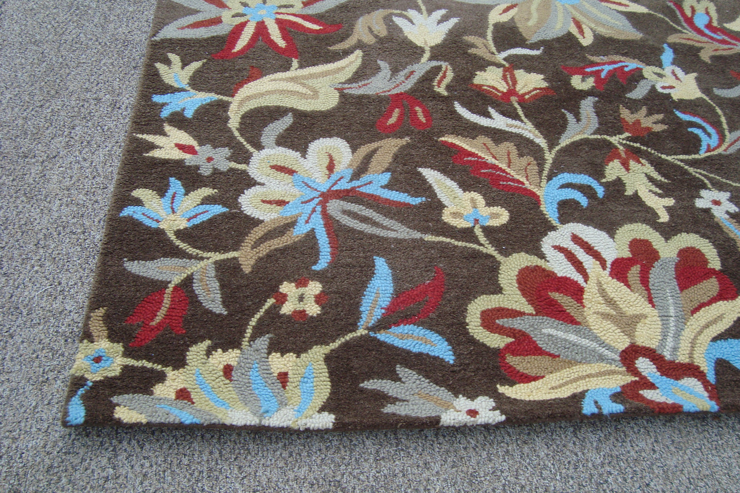 Rug 215 -  SAFAVIEH  JARDIN 100% Wool Carpet Rug  8' x 10' Size