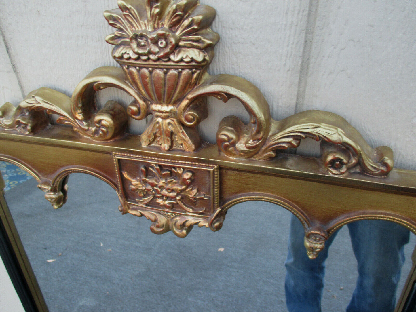 62589   Gold GARDNER  Decorator Mirror