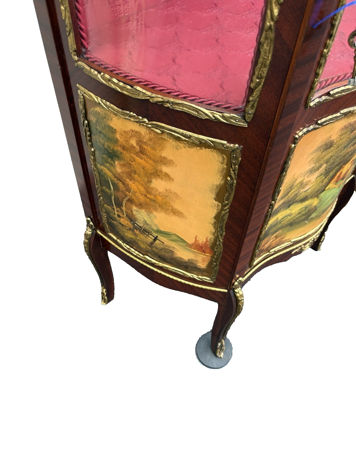 67087 Louis XV Curio China Cabinet with Bronze ormalu