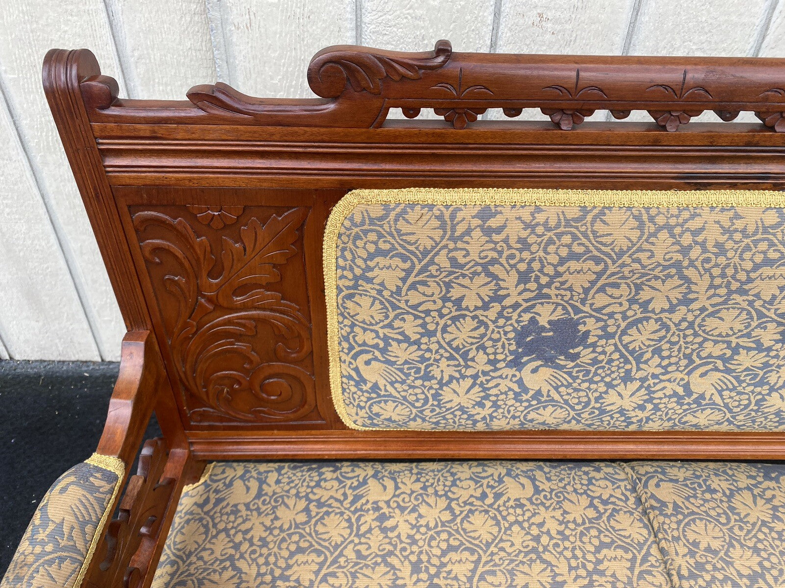 65227 Antique Eastlake Victorian Loveseat Sofa