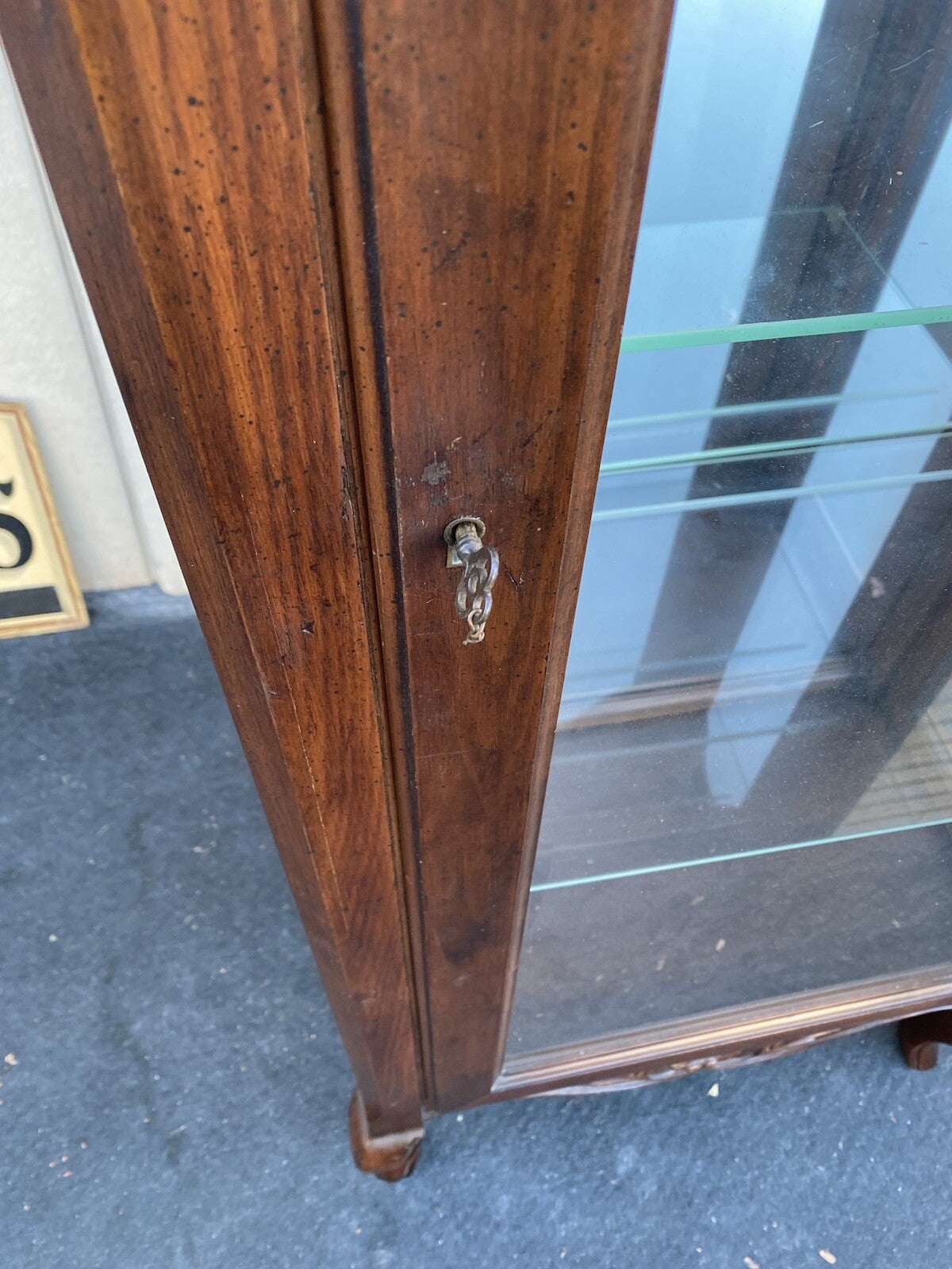 64836   HEKMAN  Louis XV Lighted Curio China Cabinet