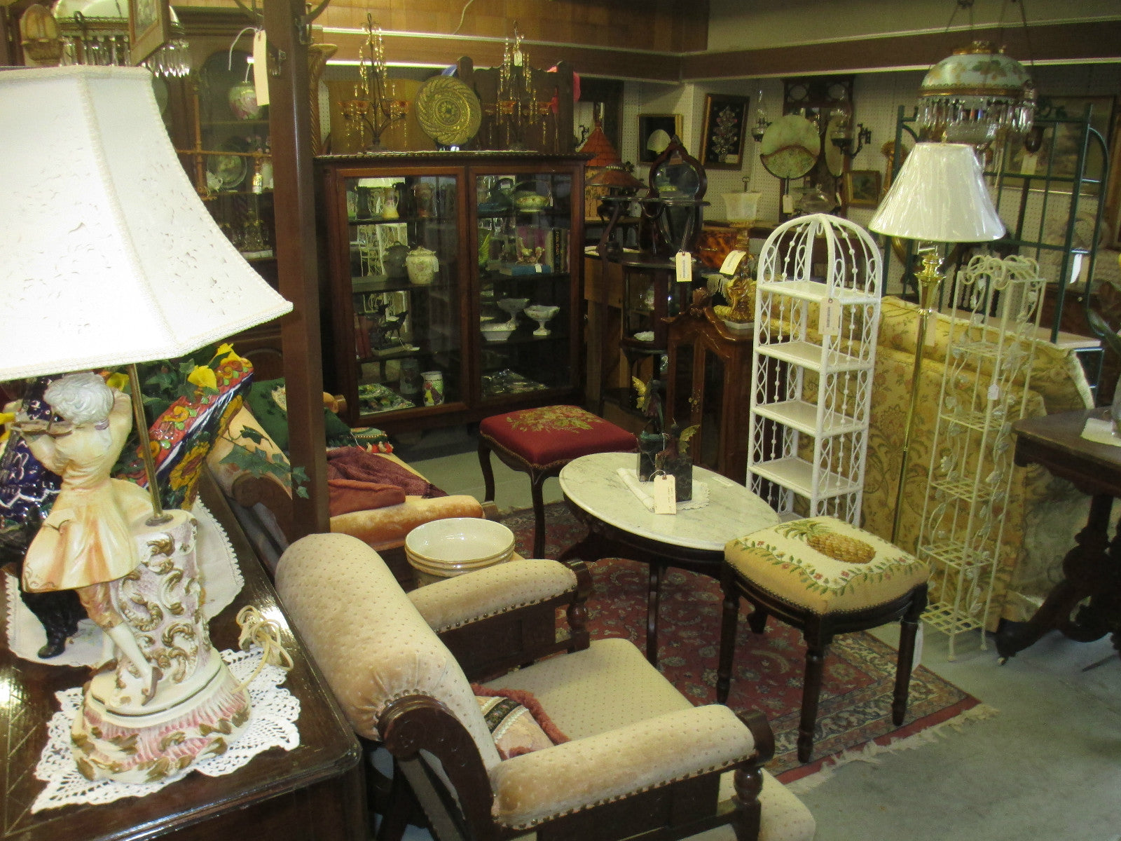 55167  THOMASVILLE Cherry Wood Mirror