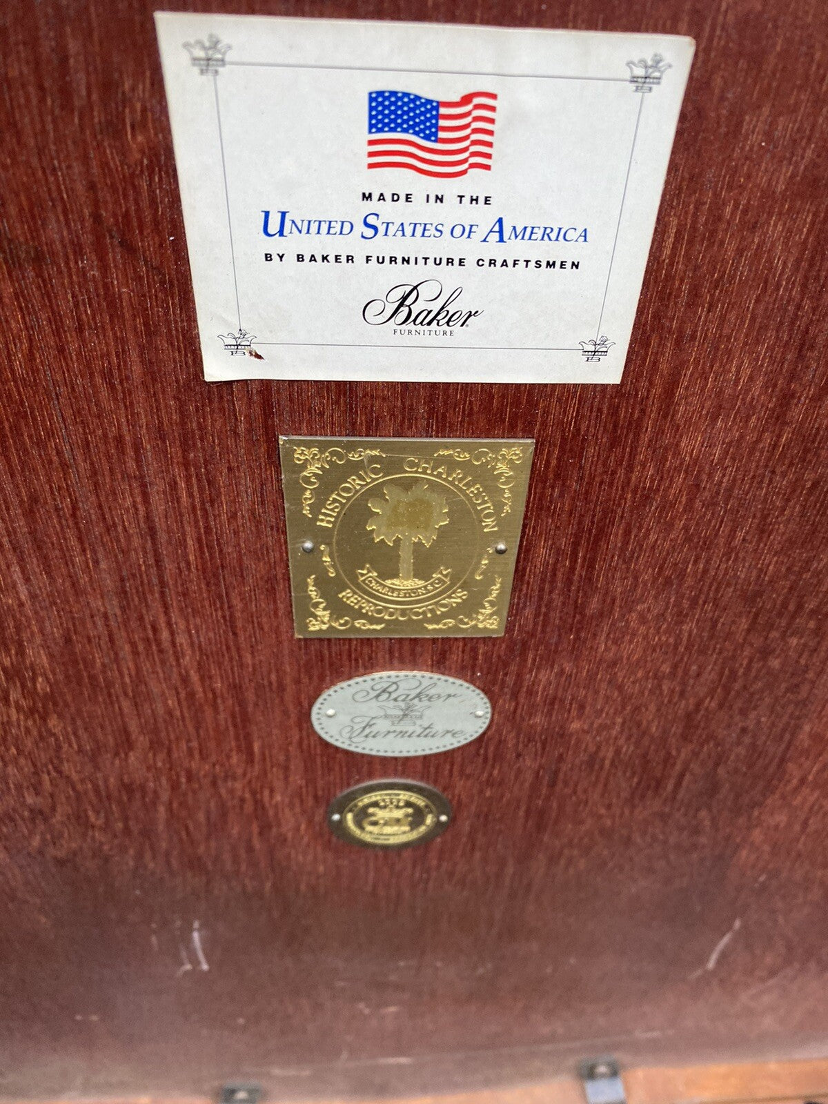 66068   BAKER Historic Charleston  Mahogany Dropleaf Lamp  Table