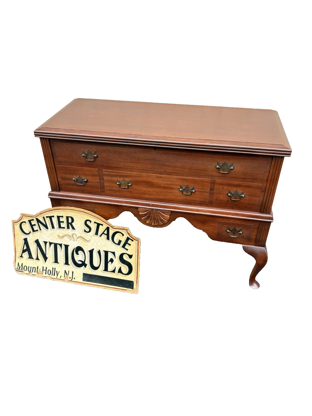 66786 Antique WEST BRANCH  Mahogany Blanket Cedar Lined Storage chest