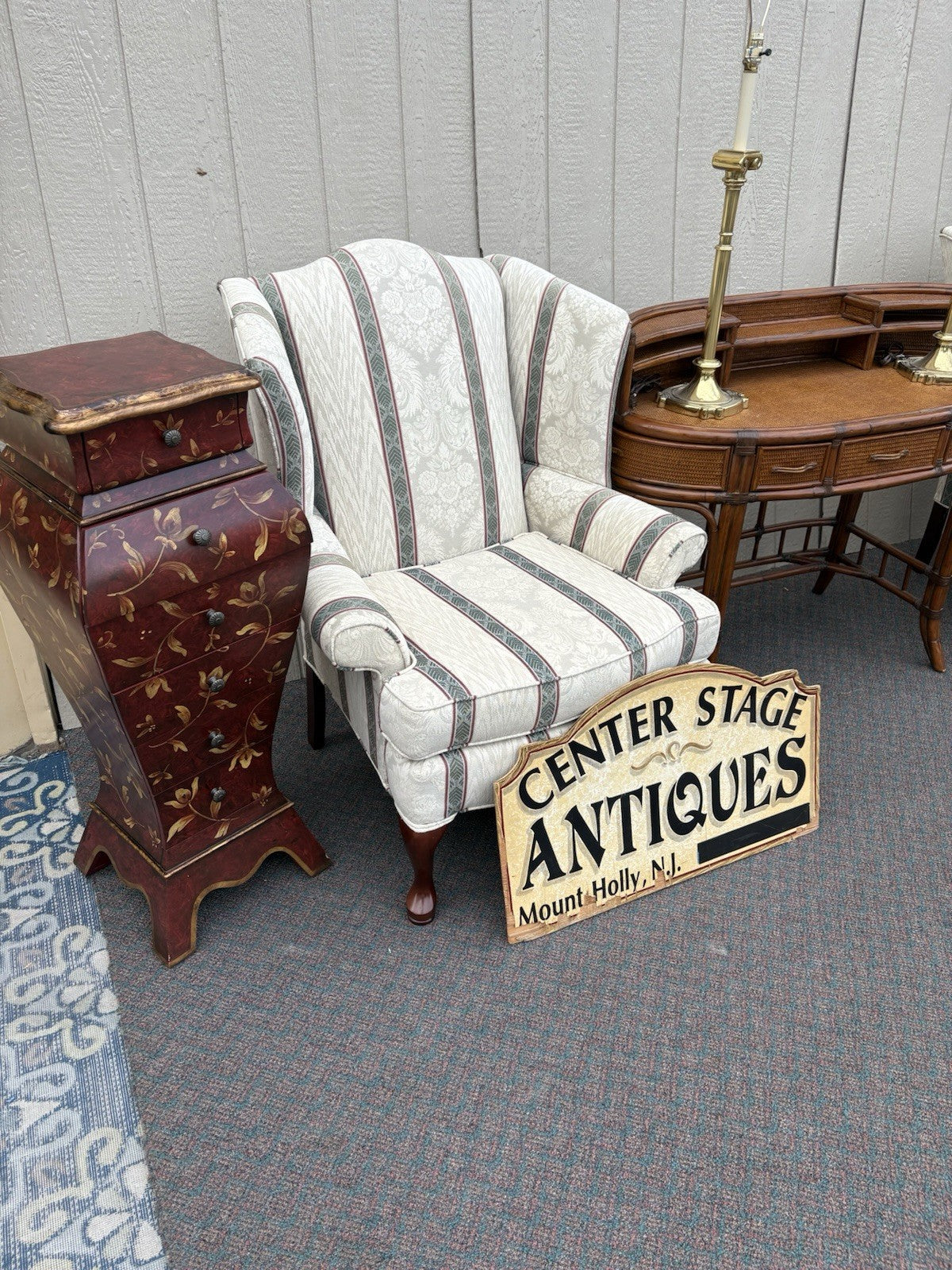 65511 Antique Victorian Oak Ice Box Liquor Storage Cabinet