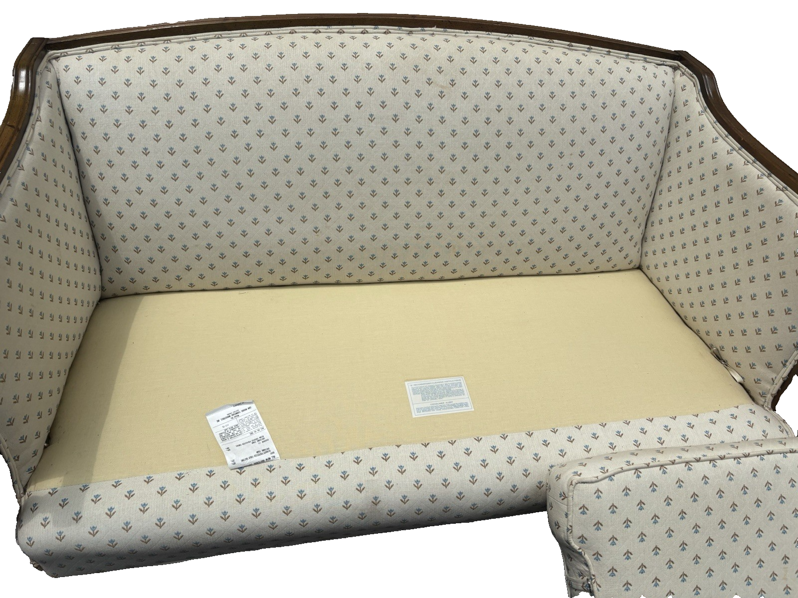 66809   Hepplewhite  SAM MOORE Mahogany Loveseat Sofa Couch Chair