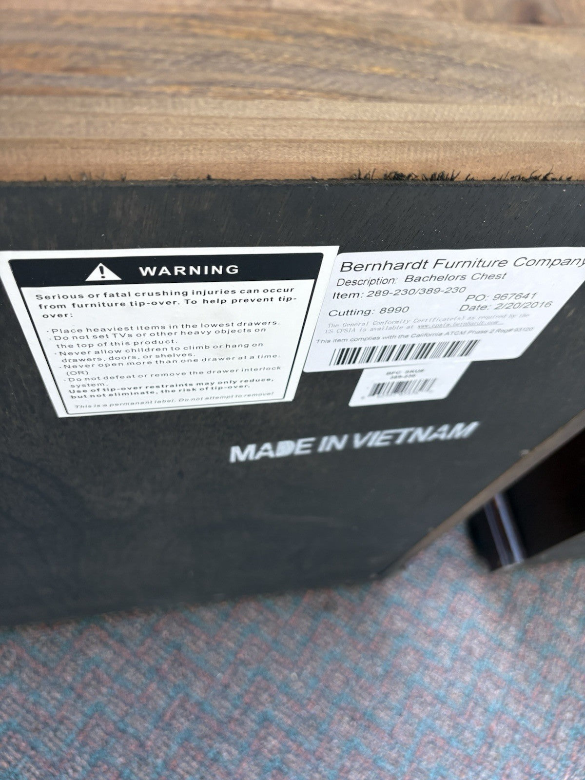 67105 Pair of BERNHARDT Modern Nightstand End Table Stand s