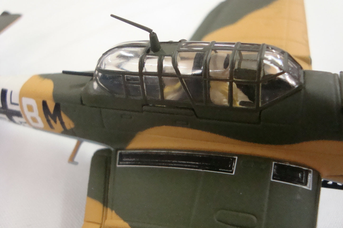 ES14 - Corgi LUFTWAFFE Junkers JU  87B 2 STUKA T6  BM Airplane Plane Scale 1/72