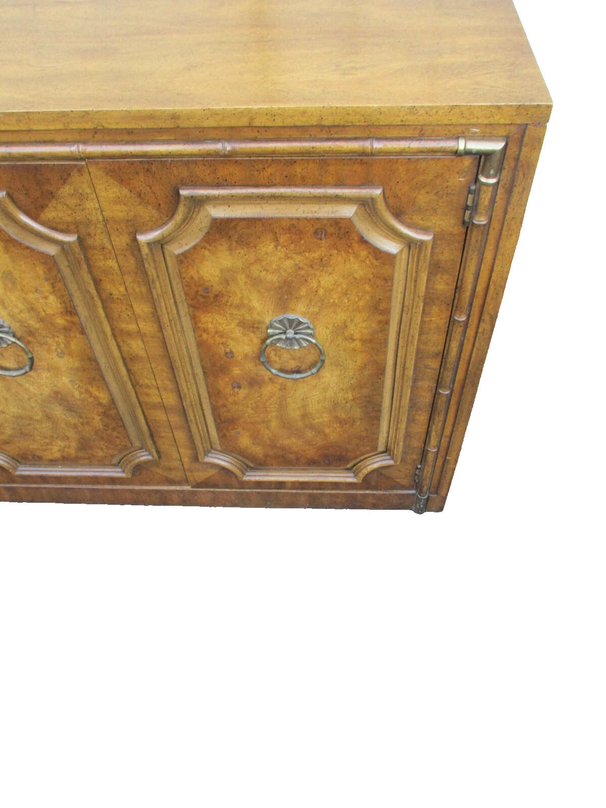 64135   Weiman Cabinet Chest Server