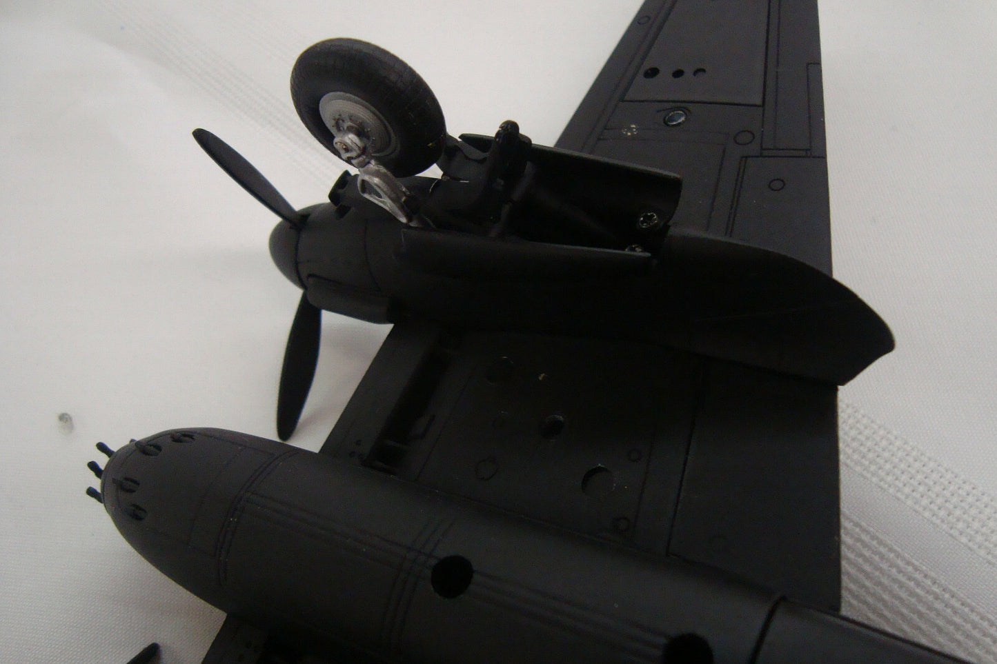 ES34 Franklin Mint Precision Models WWII B-25 Mitchell Hells Fire Mosquito FMPM