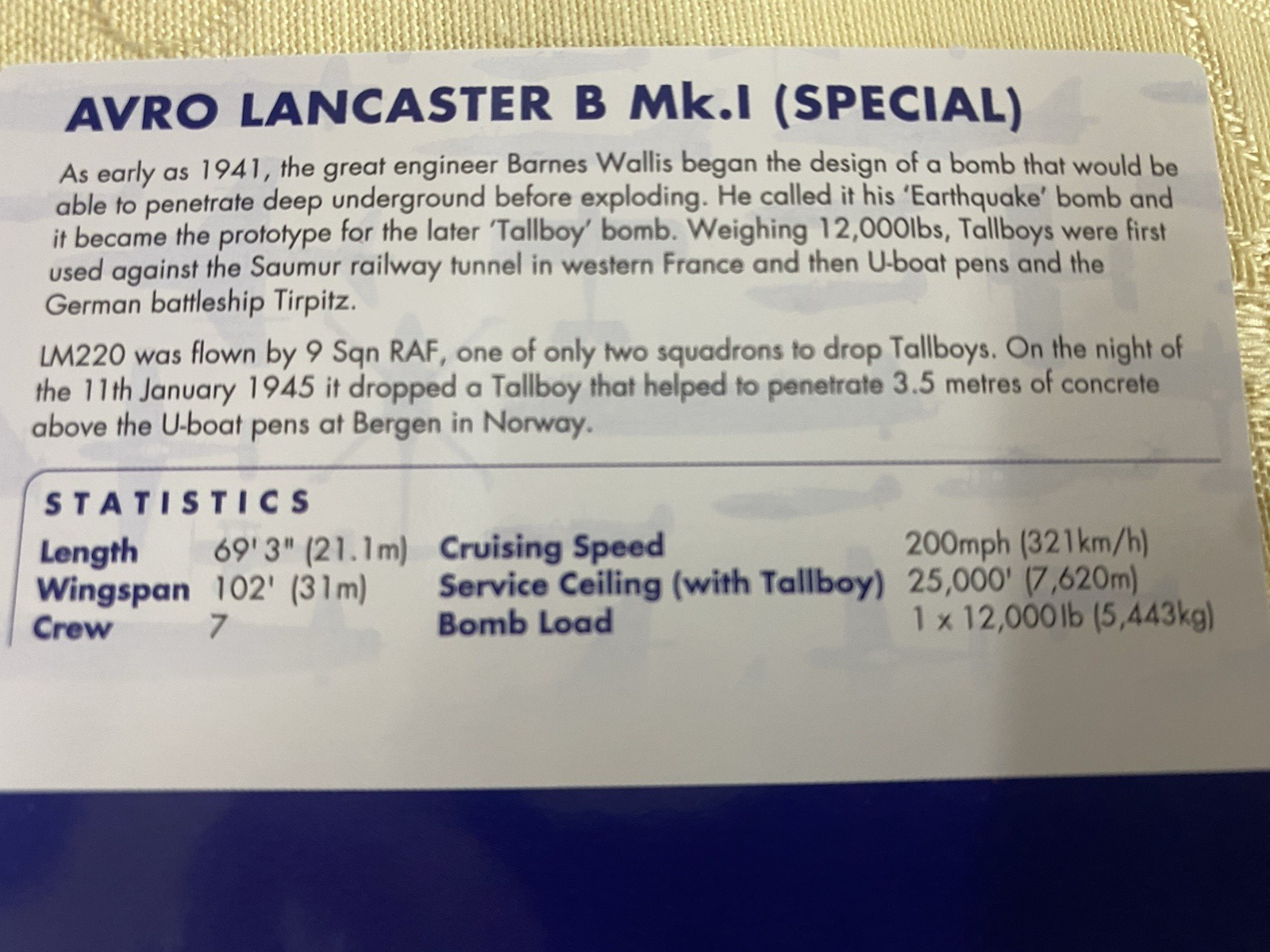 ES 210:   Diecast Airplane Plane AA32618