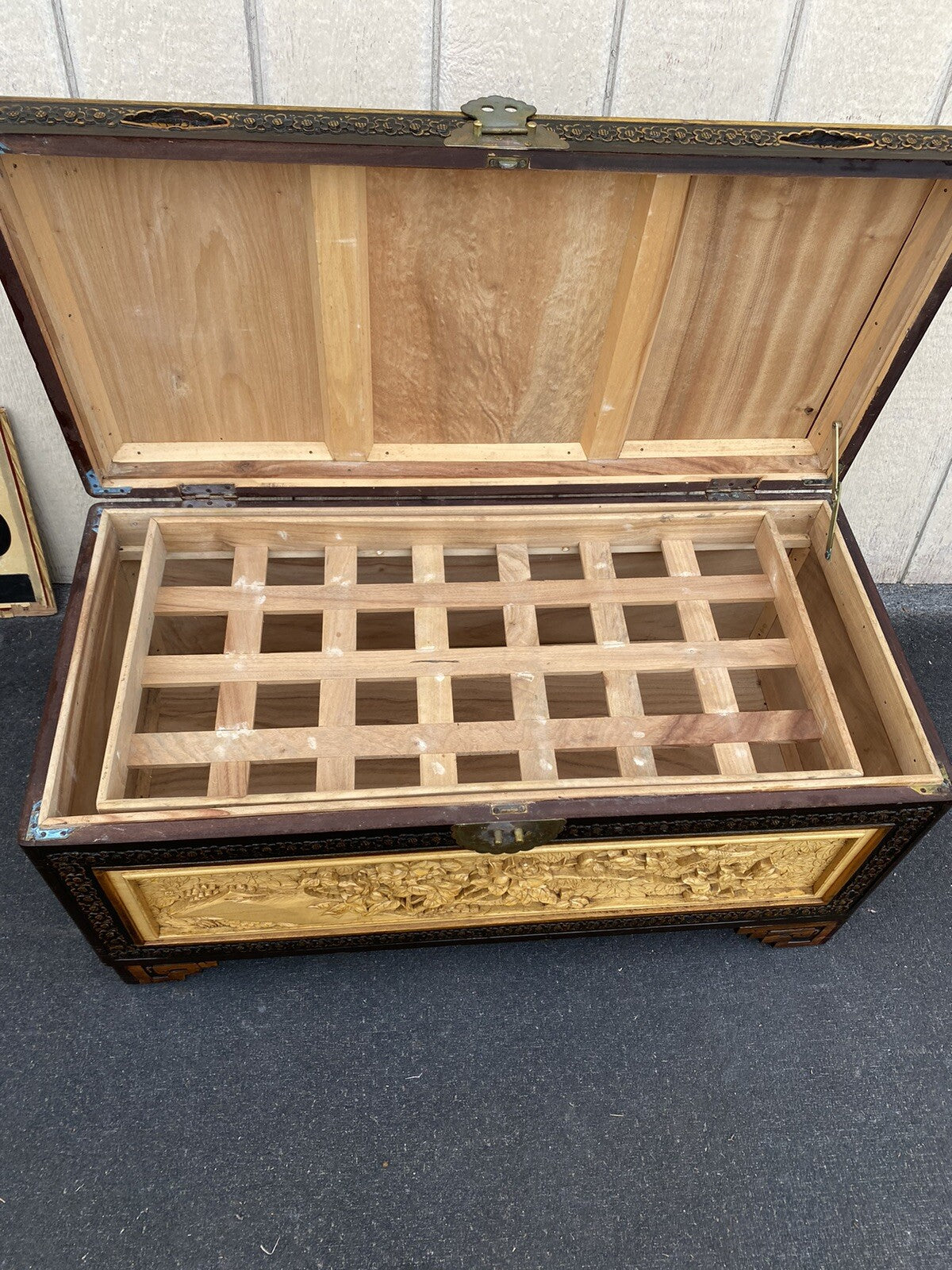 66158    Oriental Blanket Chest Storage Cabinet