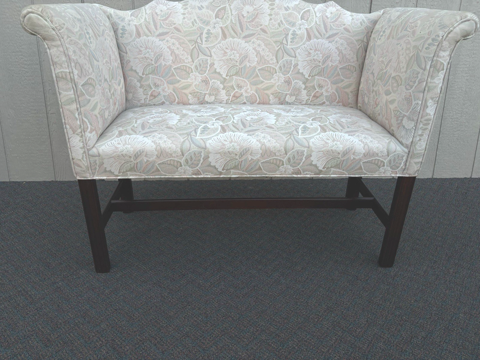 66957 Custom Made Window Bench Vanity Ottoman Bench