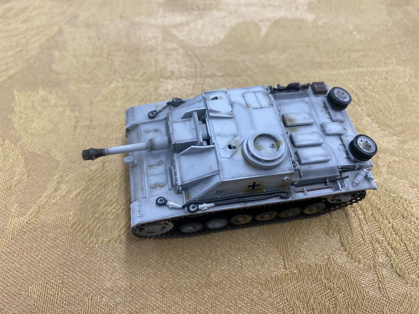 ES 54: Grouping of 7 Military Vehicles  Tanks    3 3/4" to 4" long