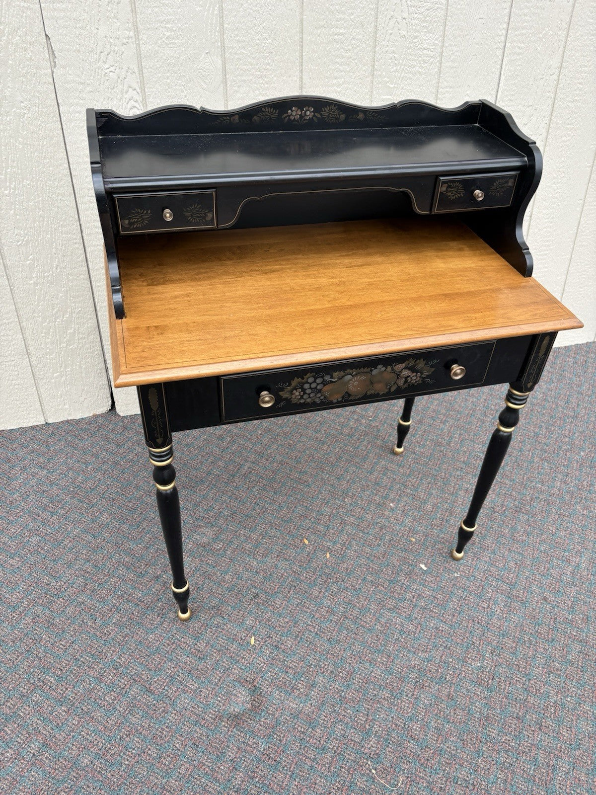 67129 ETHAN ALLEN Office Stenciled Office Desk