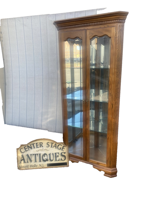 66429 Oak American of Martinsville  Furniture Corner China Curio Cabinet