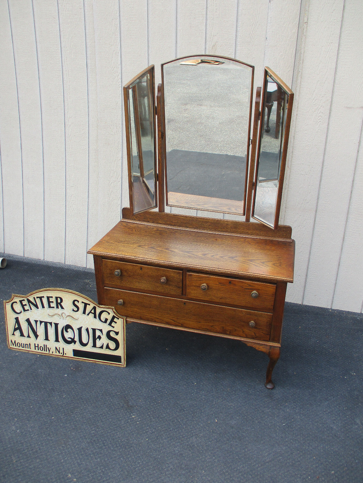 64242 Oak Vanity Desk with Tri-fold Mirrors