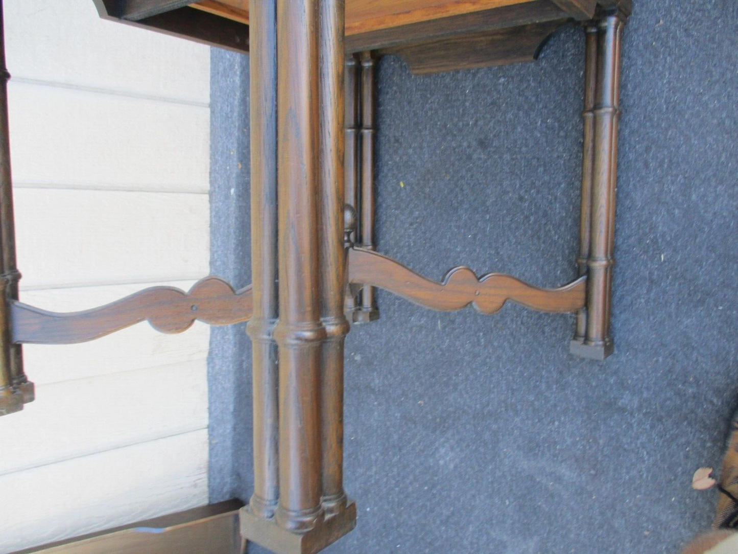 63837 Oak Tray Top Coffee Table Stand 