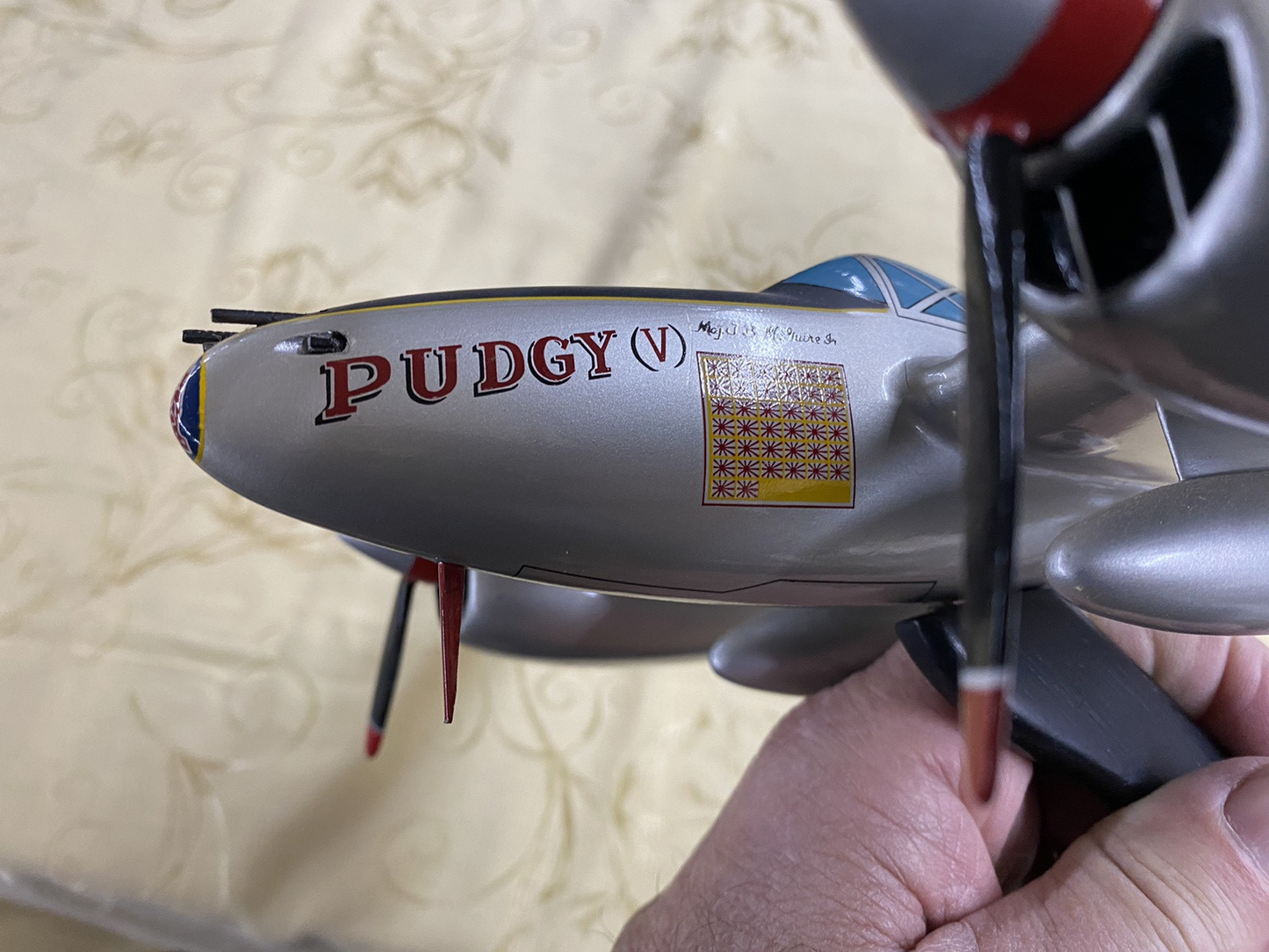 ES   220:          DANBURY MINT    LOCKHEED P-38 LIGHTNING  AIRPLANE Plane