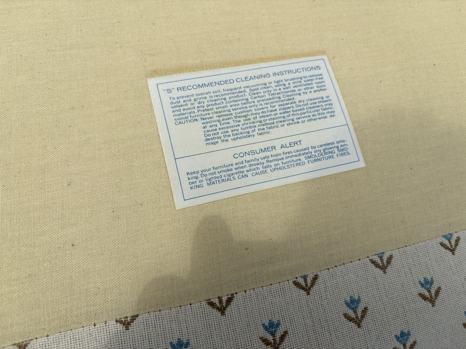 66809   Hepplewhite  SAM MOORE Mahogany Loveseat Sofa Couch Chair