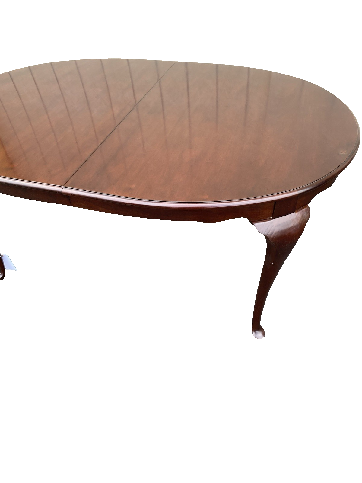 66514 Mahogany Queen Anne Oval Dining Table with NO leafs