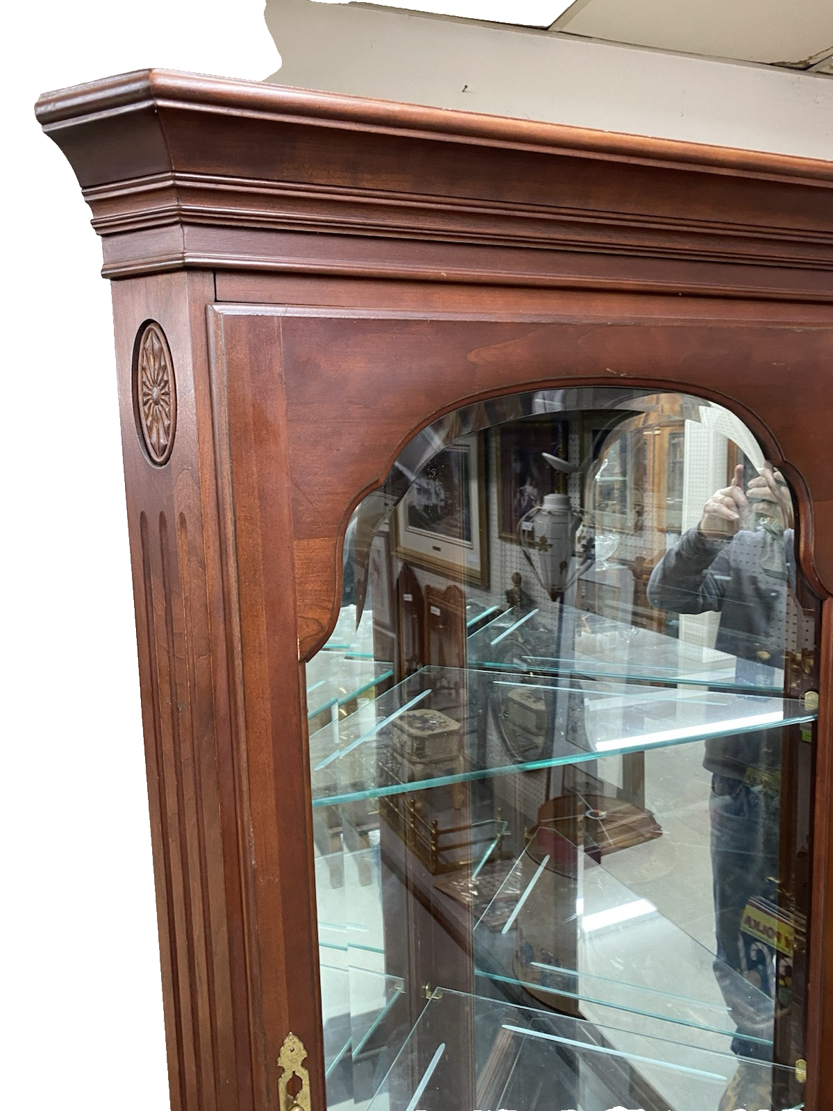 64464 ETHAN ALLEN Mahogany Brittish Classics Corner Cabinet Curio