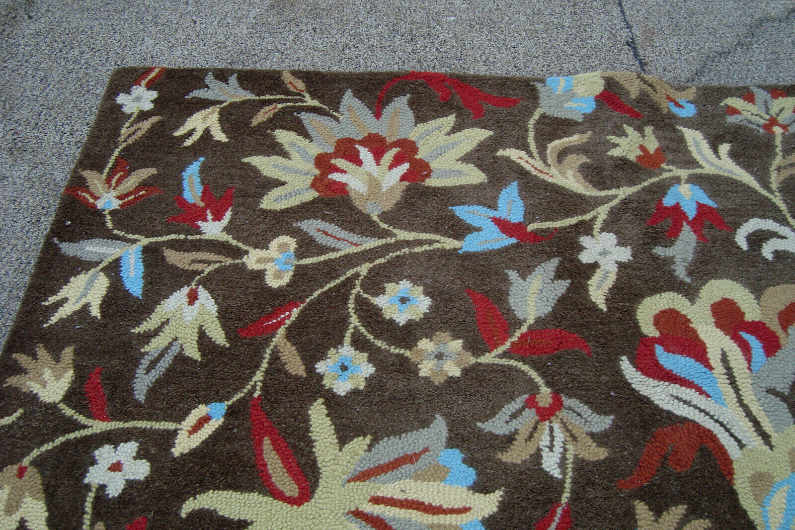 Rug 215 -  SAFAVIEH  JARDIN 100% Wool Carpet Rug  8' x 10' Size