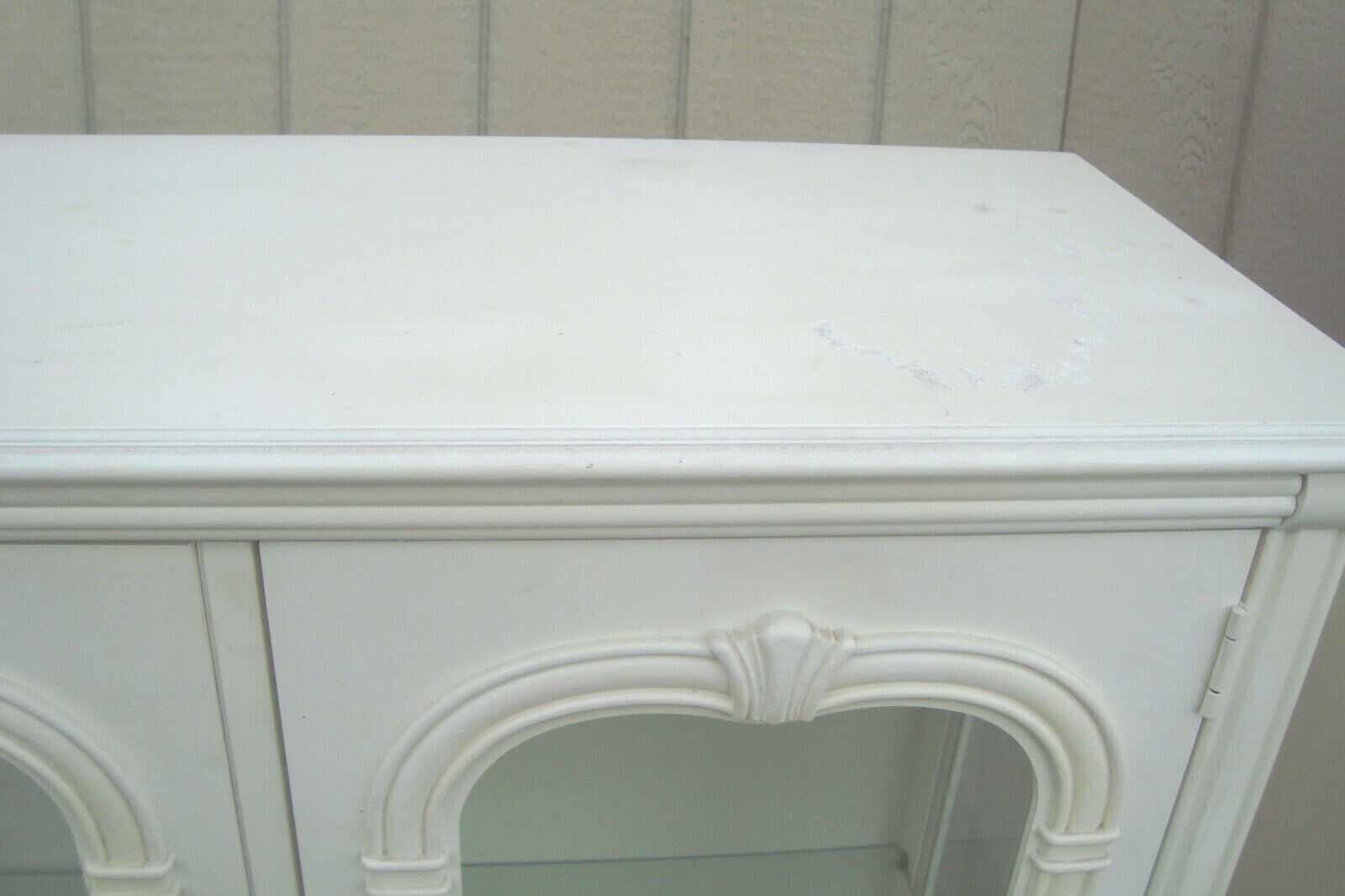 62077   Modern STANLEY Bookcase Curio Cabinet Factory Finish