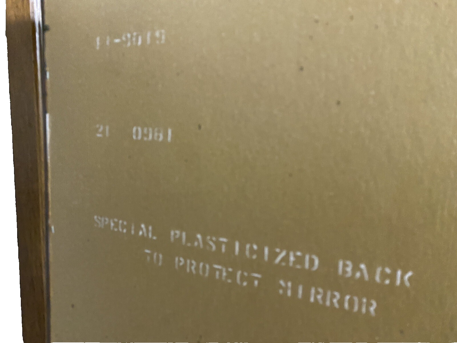 BN 03: Curio China cabinet