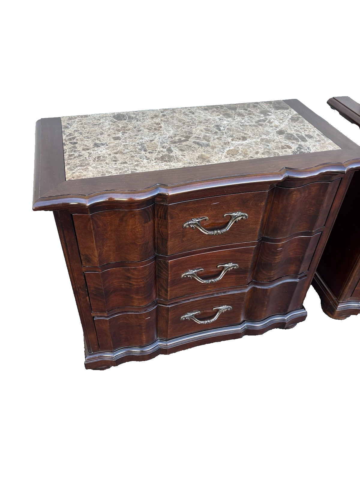 67105 Pair of BERNHARDT Modern Nightstand End Table Stand s