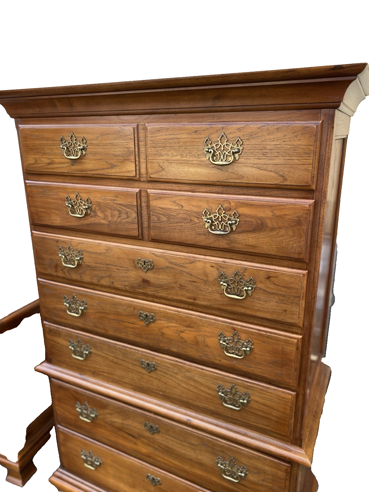 66572   THOMASVILLE Fisher  Park High Chest Dresser w/ Mirror Queen  Poster Bed