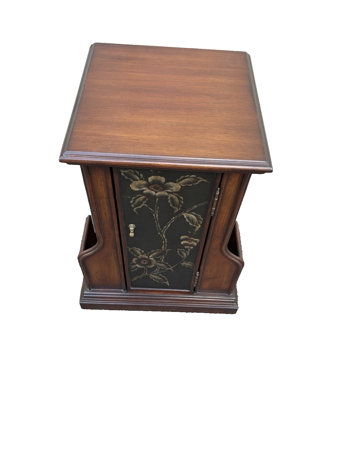 66983 Decorator Lamp Table Stand with Magazine Rack Sides