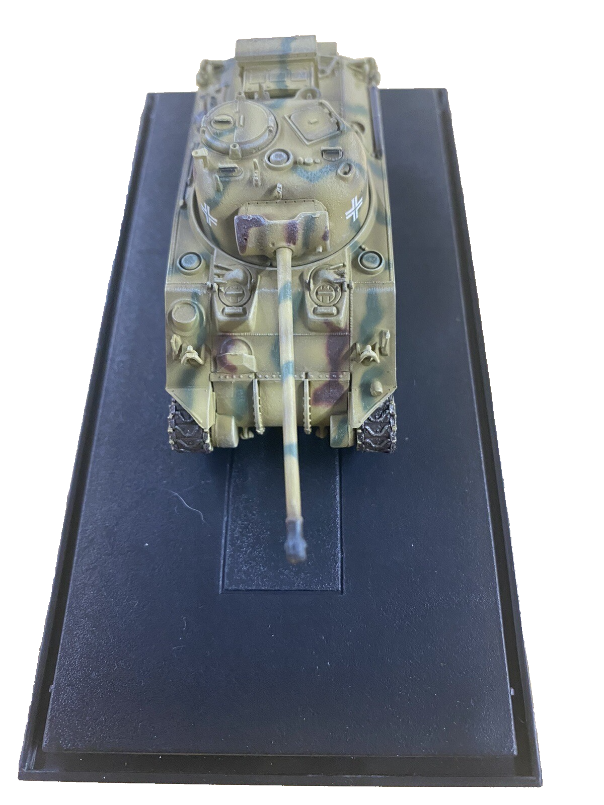 ES 43: 3 Tanks In Showcase 6" x 3" x 2 3/4"H