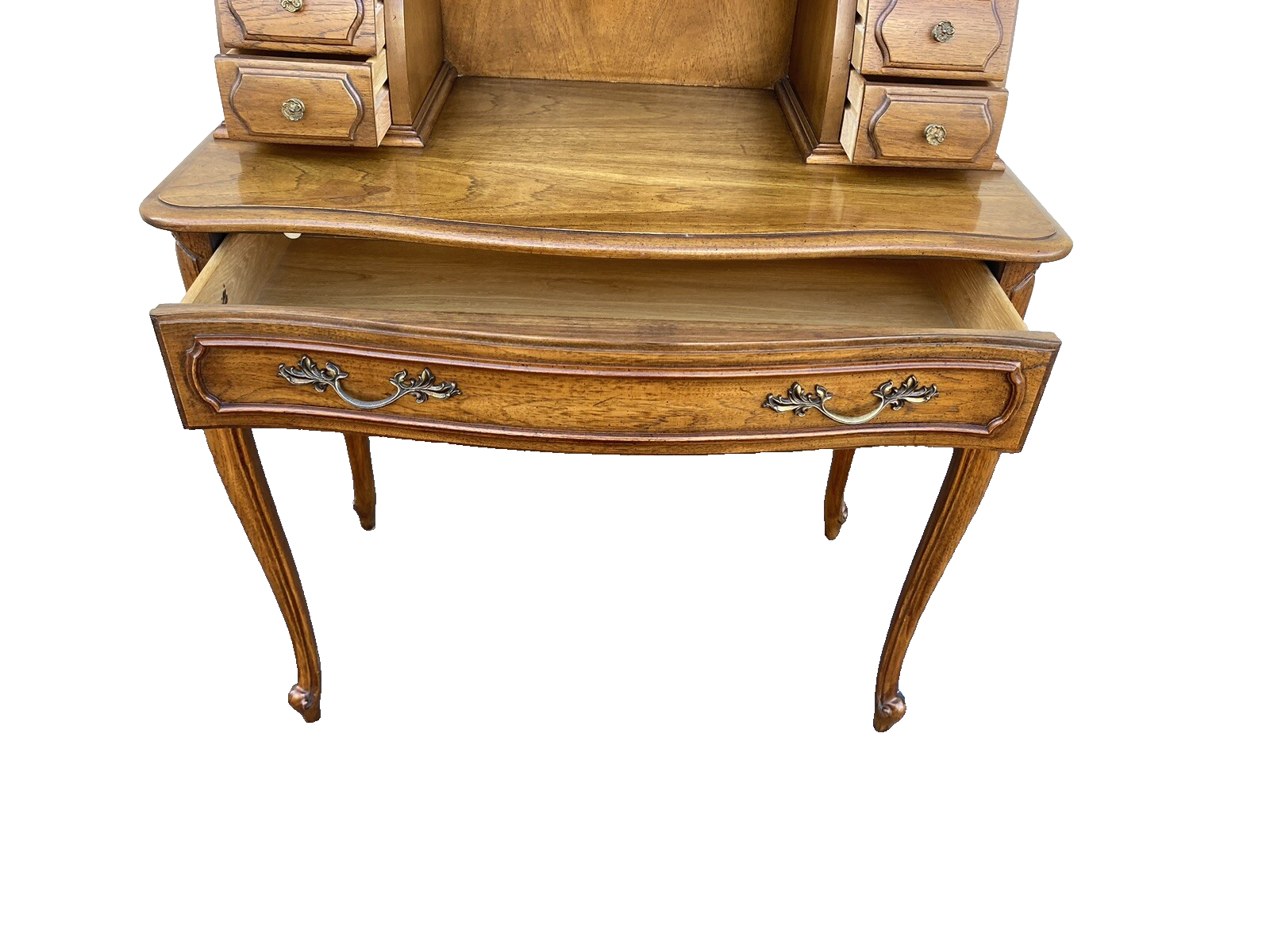 66017   THOMASVILLE Oak French Country W/ Bookcase Top