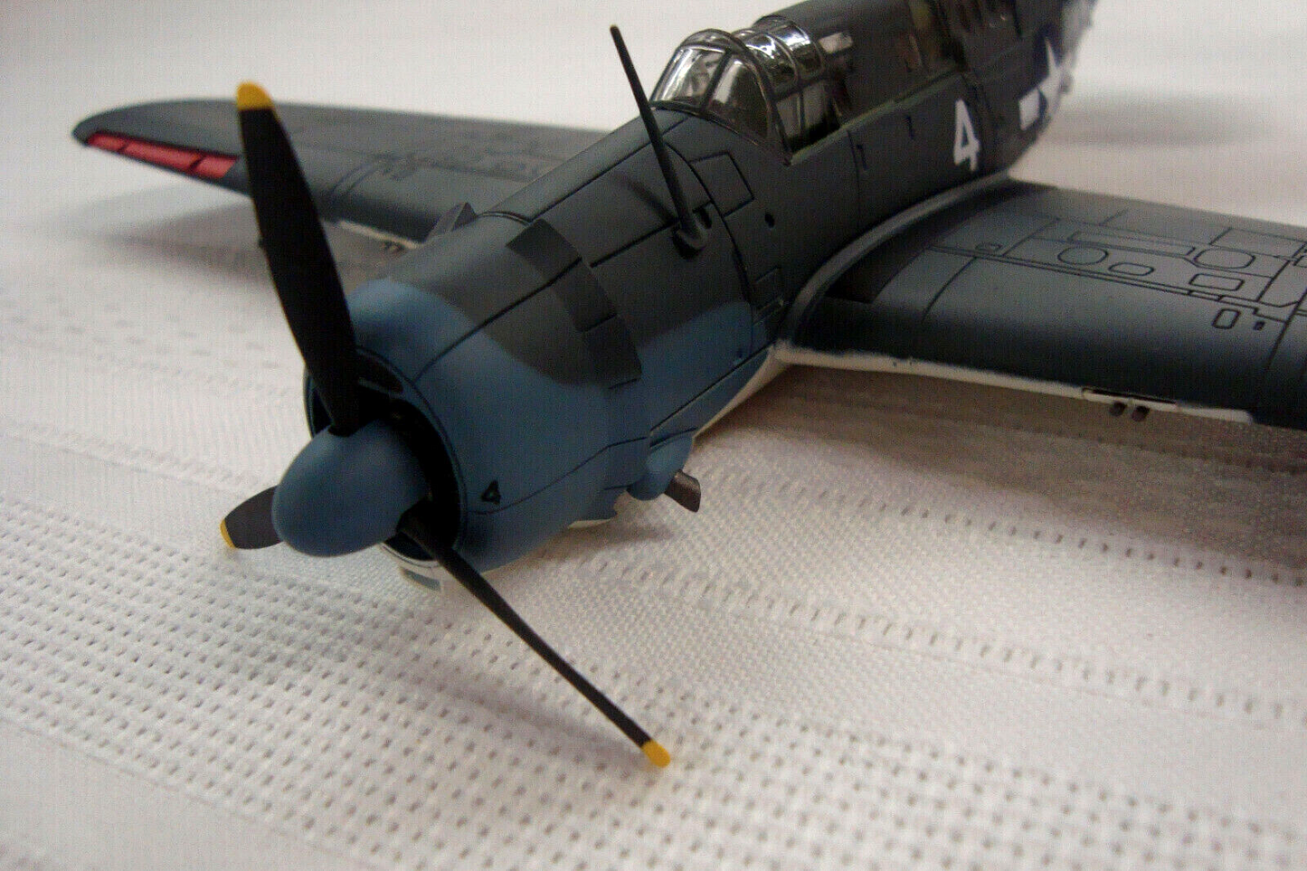 ES20  Very Rare Hobby Master Air Power Series Limited SB2C-1 Helldiver VB-17