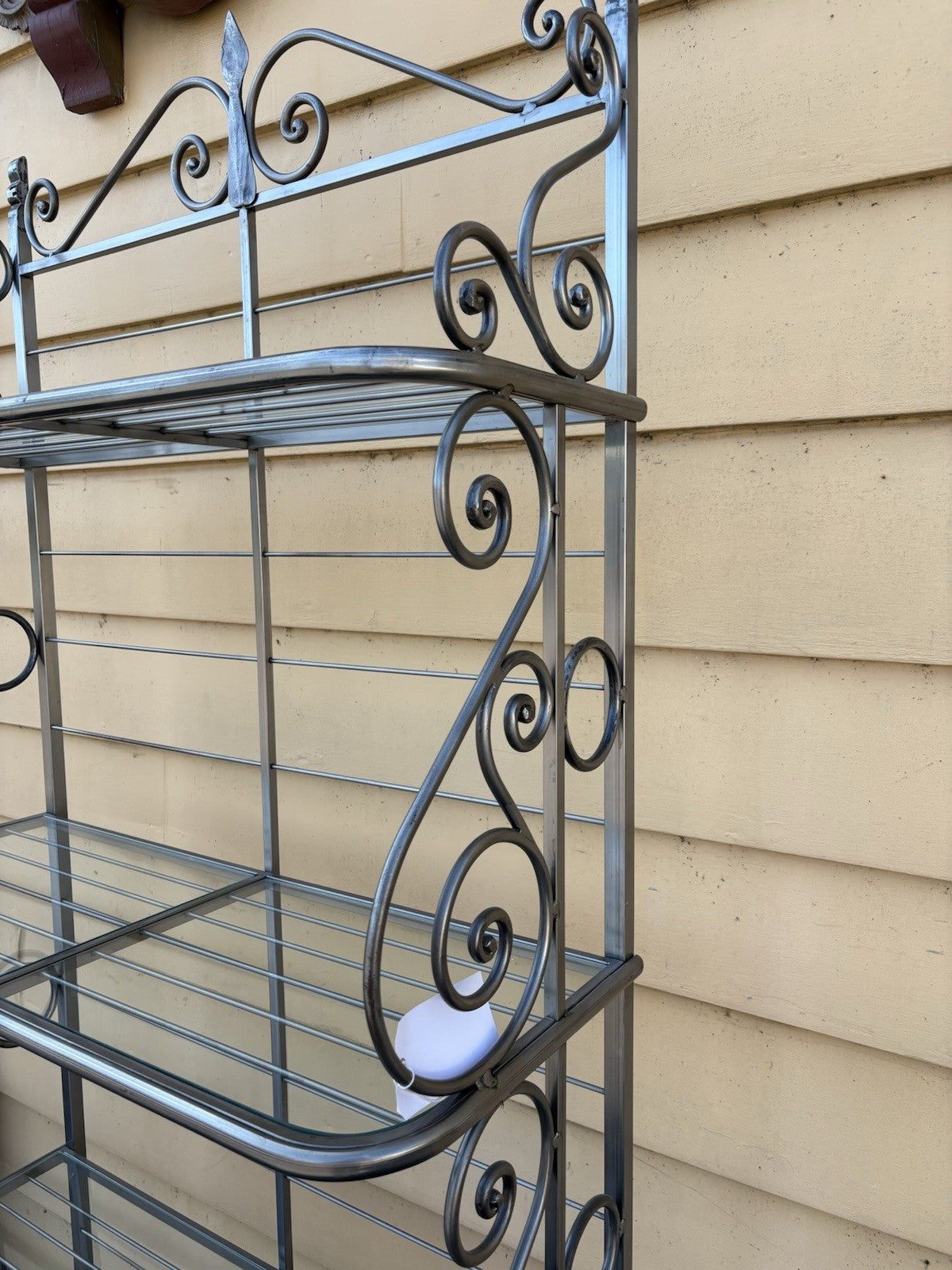 61594 QUALITY MADE  Iron Kitchen Bakers Rack